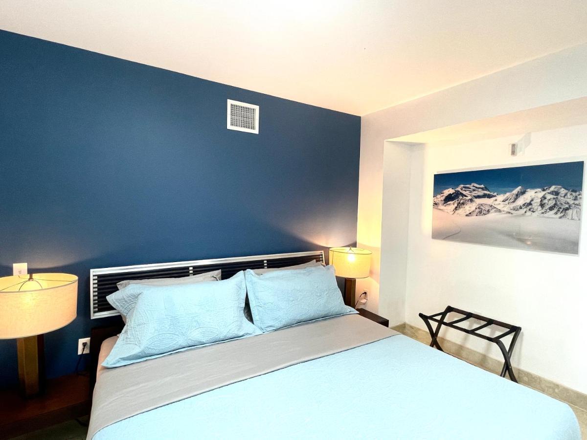 Beachfront Apt In Carlyle Hotel On Ocean Drive ไมอามีบีช ภายนอก รูปภาพ